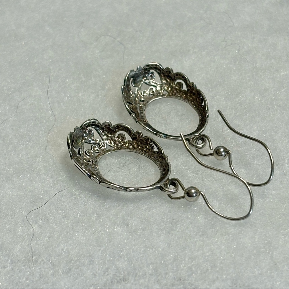 Vintage Sterling Silver Oval Filigree Earrings - Picture 11 of 14